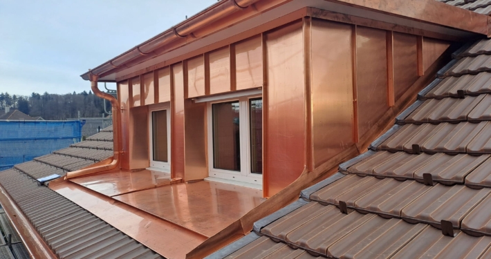 Spengler-Arbeiten an Gebäude Spengler-Arbeiten an Gebäude